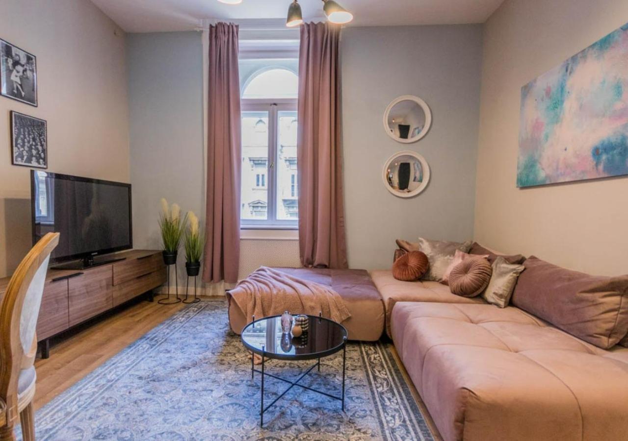 A Budapest True Gem For You close to Danube River Budapeste Exterior foto